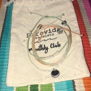 Pura Vida ‘19 May Monthly Club